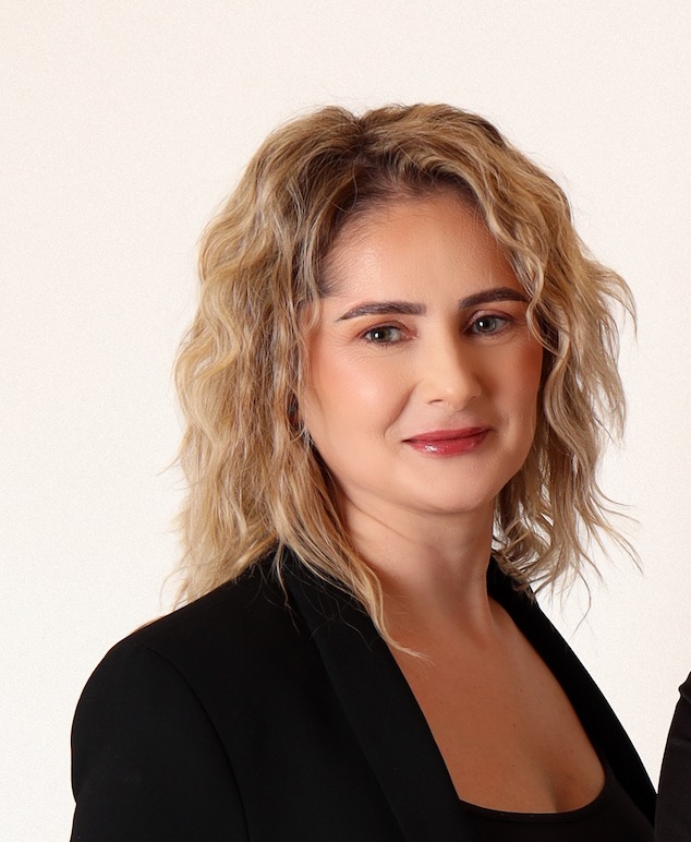 Elena Bujita, Founder of MyBellamy Academy